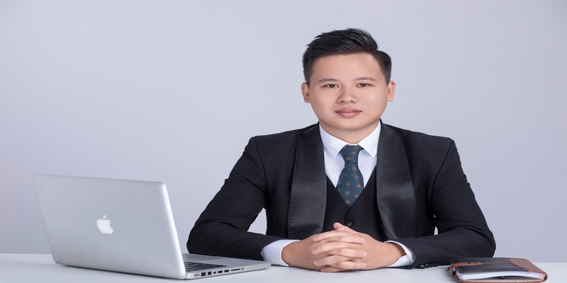 Trong quá trình nghiên cứu anh luôn được chuyên gia đánh giá cao